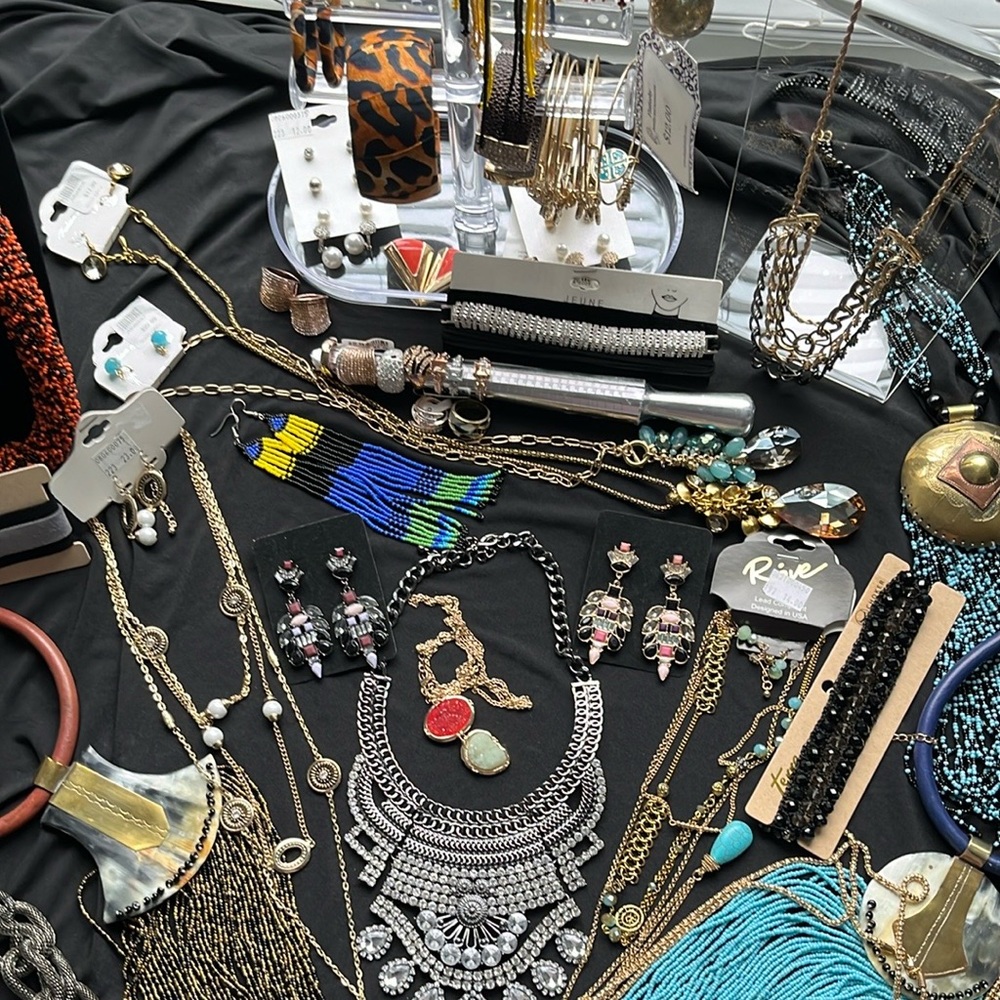 Like to be added to the list! Entire jewelry and accessories inventory for sale!